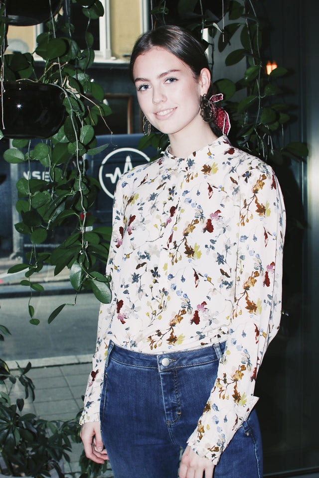 Scarlet Shirt - Off White - Second Female - Bluser & Skjorter - VILLOID.no