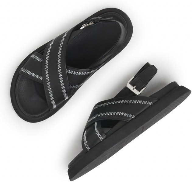 Yodi Stitched - Black Leather