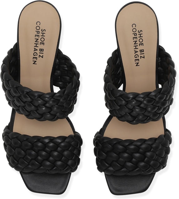 Samie Plain Leather - Black