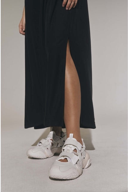 Ulas Maxi Dress - Black