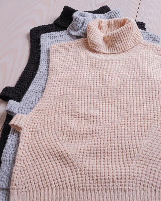 Jamie Knit Waistcoat - Black - Neo Noir - Gensere - VILLOID.no
