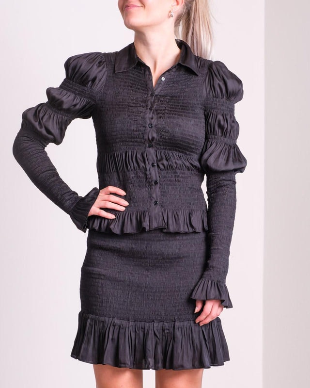 Kat Smock Skirt - Black - Neo Noir - Skjørt - VILLOID.no
