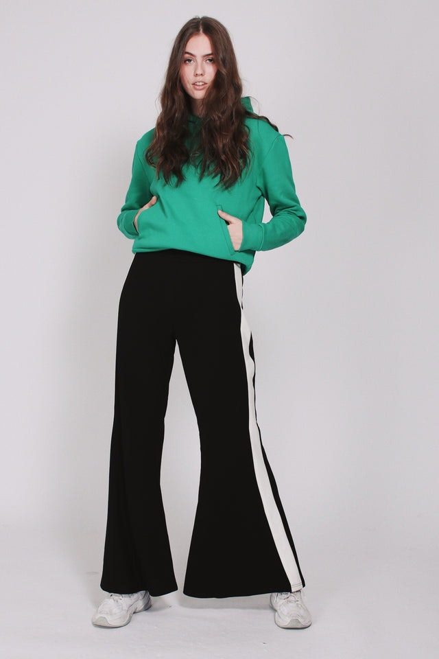 Yannic Stripe Pants - Black - Line of Oslo - Bukser & Shorts - VILLOID.no
