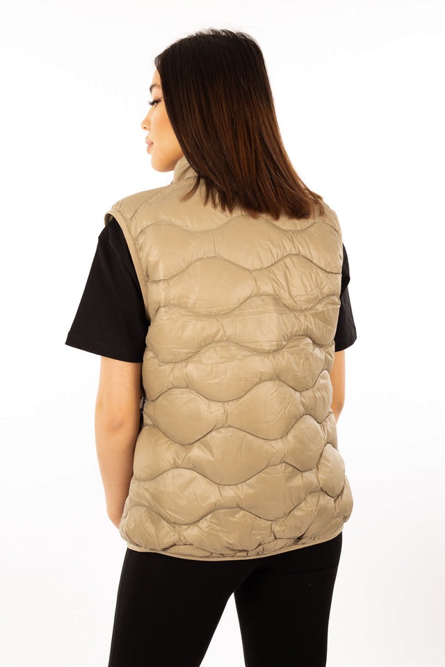 W Helium Vest - True Beige