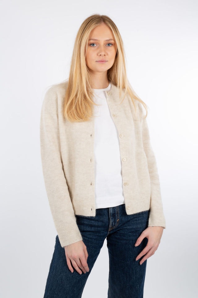 Nor Short Cardigan - Eggnog Mel.