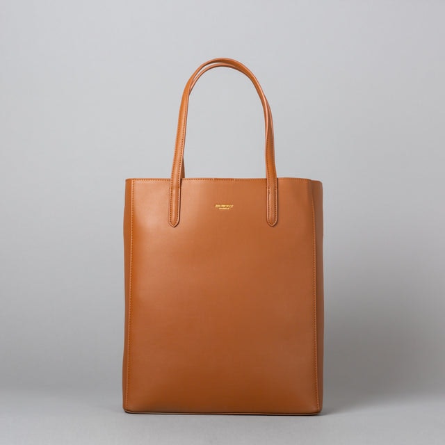 Ann Large - Flat Leather Tan