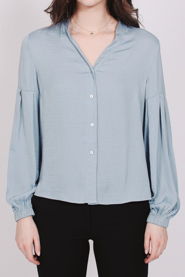 Gathered Cuff Blouse - Dusty Blue - MAUD - Bluser & Skjorter - VILLOID.no