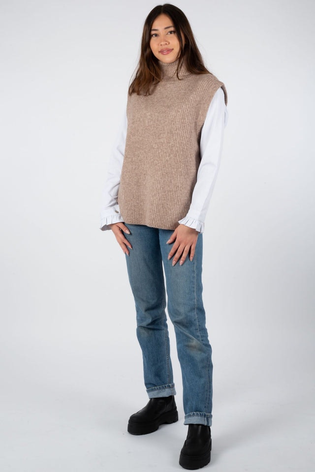 Elisha Neck Waist Coat - Oat Melange