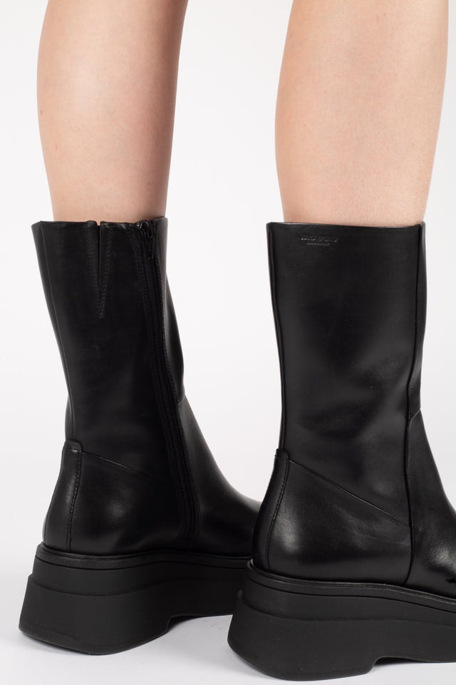 Carla Zipper Boots - Black