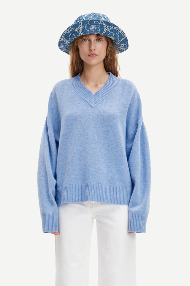 Amaris V-neck 12758 - Serenity