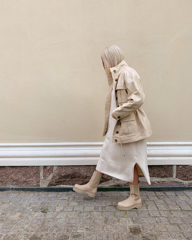 Aya Nubuck - Nude