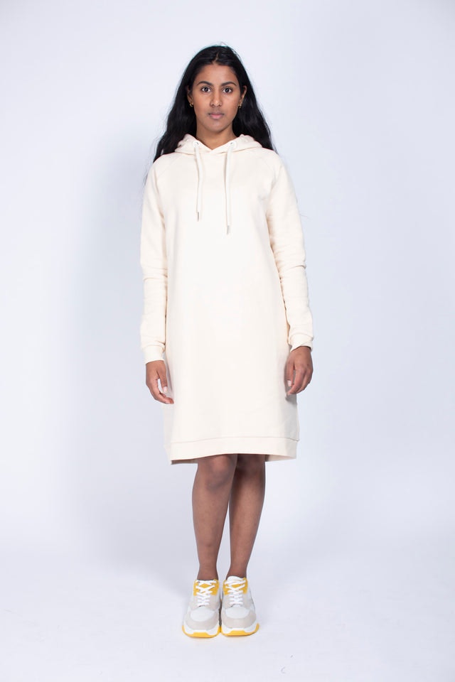 Hang Wide Dress - Sand - Holzweiler - Kjoler - VILLOID.no