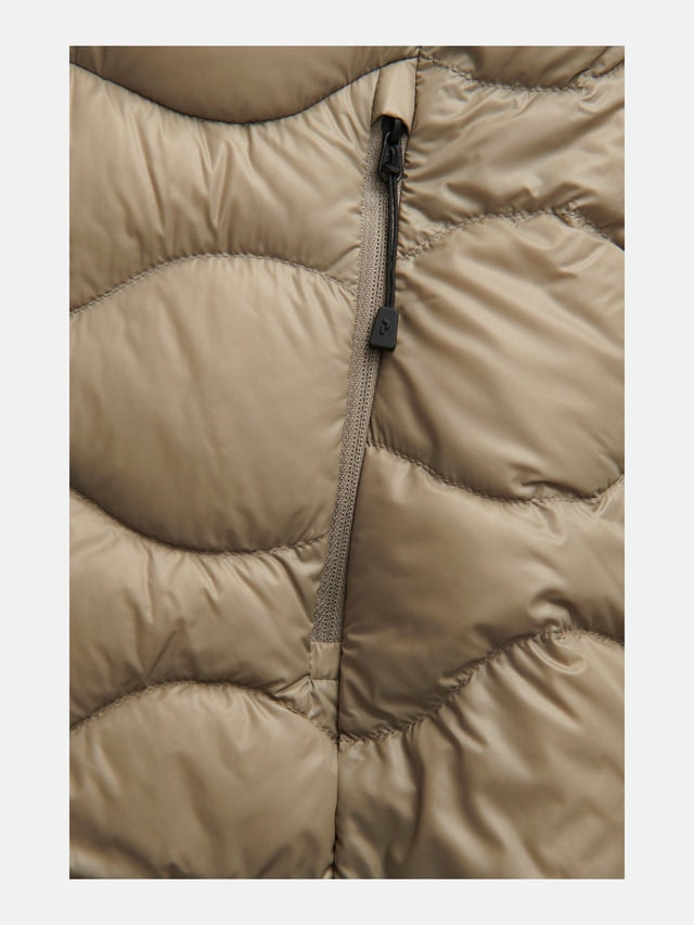 W Helium Vest - True Beige