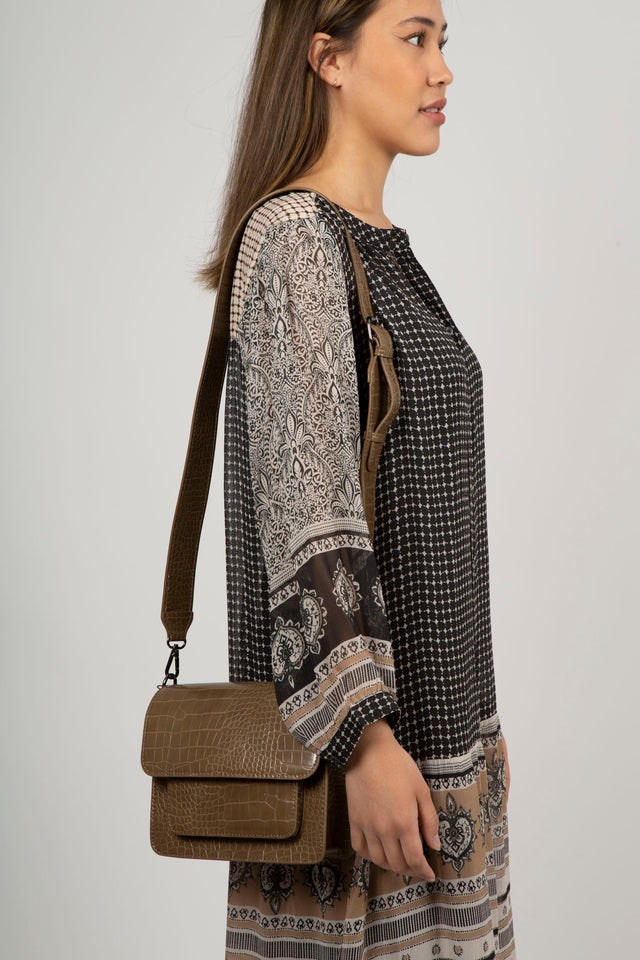 Cayman Pocket Matte Croco - Clay Brown