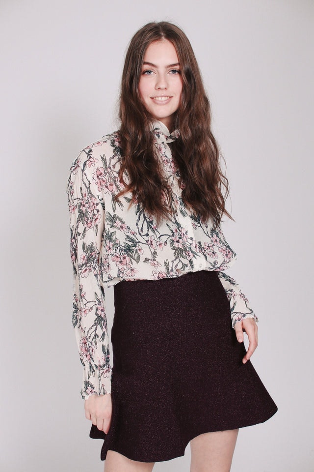 Sweet Flower Blouse - Creme - Line of Oslo - Bluser & Skjorter - VILLOID.no