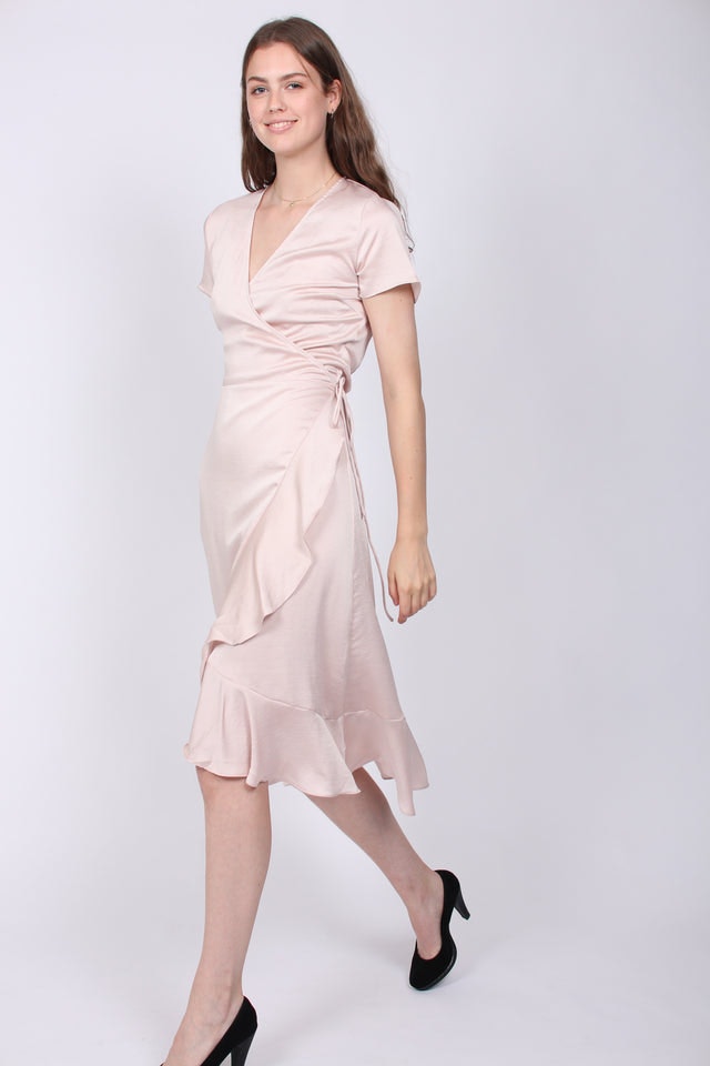 Magga Solid Dress - Powder - Neo Noir - Kjoler - VILLOID.no