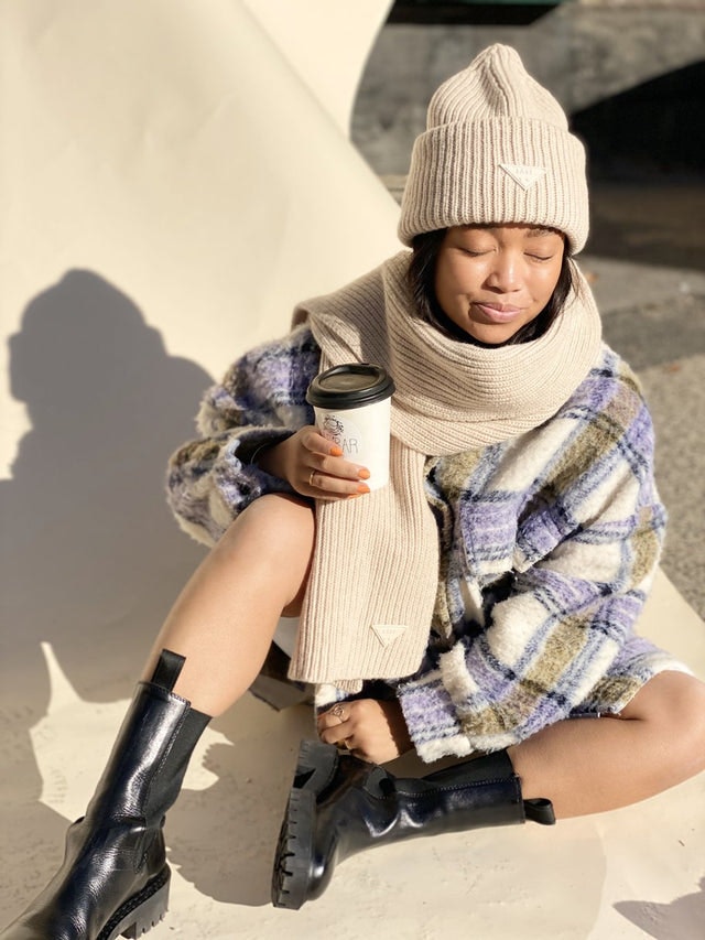 Oversize Beanie - Beige - Läst - Tilbehør - VILLOID.no