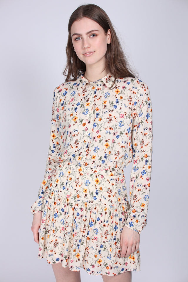 Cindi Shirt - Brazilian Sand - Second Female - Bluser & Skjorter - VILLOID.no