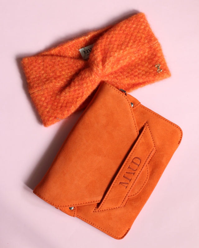 Envelope Small Clutch - Suede-firecracker - MAUD - Tilbehør - VILLOID.no