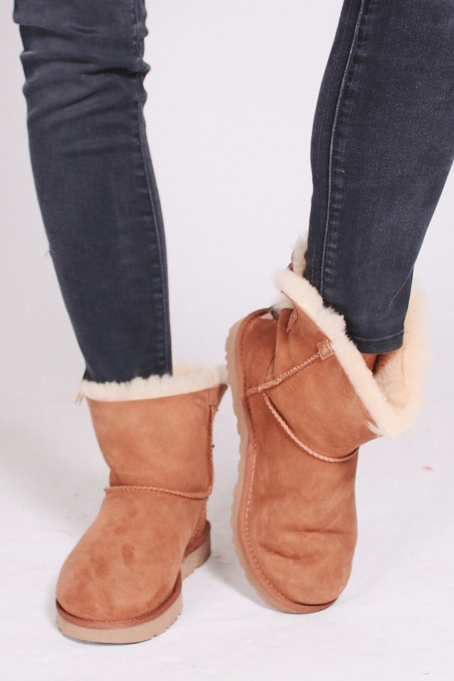 W Mini Bailey Bow II - Chestnut - Ugg - Sko - VILLOID.no