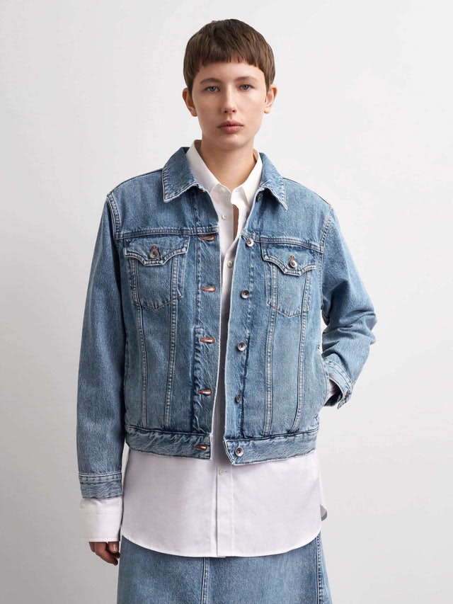 Nuine - Medium Blue