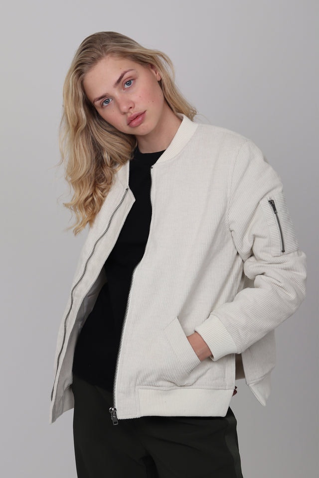 Biano Bomber - White Cotton - IBEN - Jakker - VILLOID.no