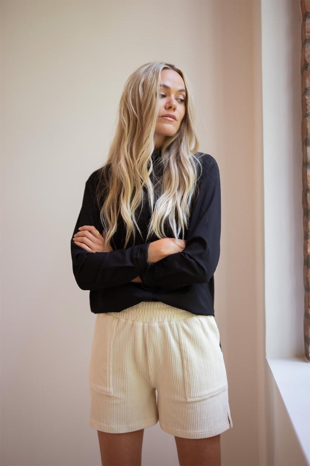 Sutton Shorts - Cream