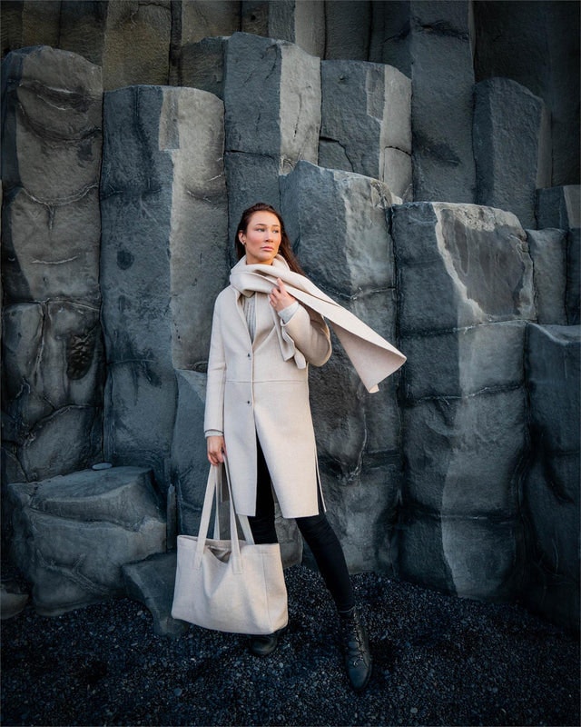 Freyja Coat - Sand - Urban Pioneers - Jakker - VILLOID.no