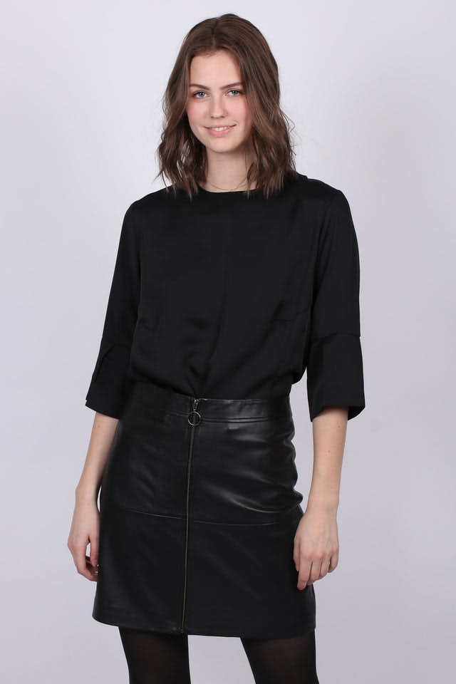 Lilian - Black - Whyred - Bluser & Skjorter - VILLOID.no
