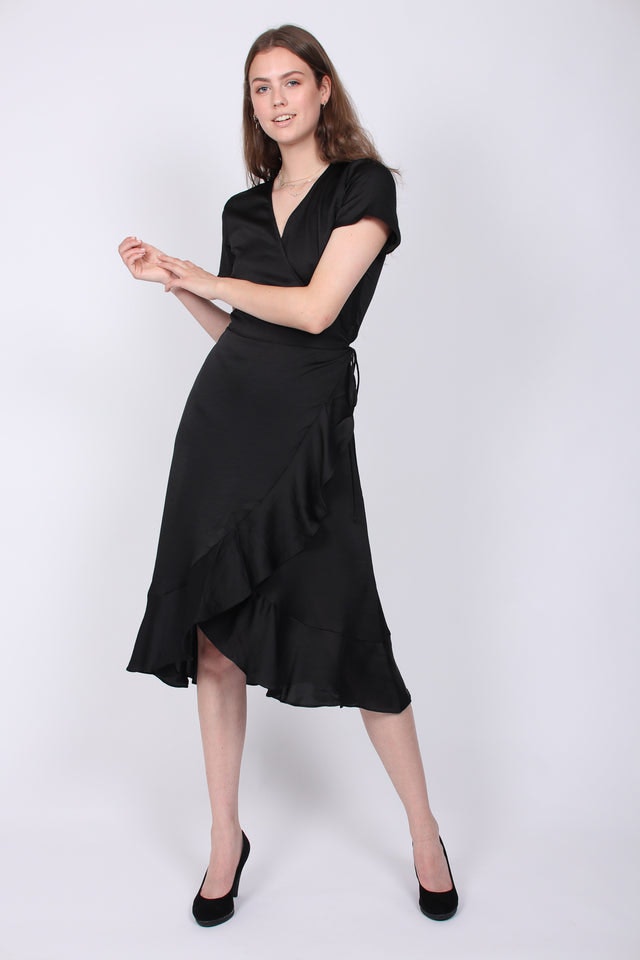 Magga Solid Dress - Black - Neo Noir - Kjoler - VILLOID.no