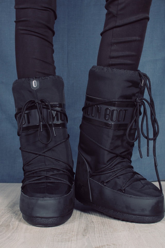 Moon Boot Classic Plus - Black - Moon Boot - Sko - VILLOID.no