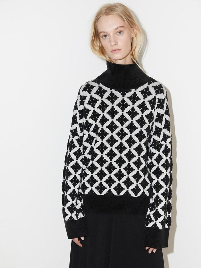 Natalya Sweater - Soft White - By Malene Birger - Gensere - VILLOID.no