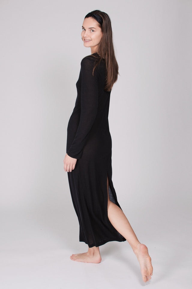 The Sweater Dress - Almost Black - AWAN - Loungewear - VILLOID.no