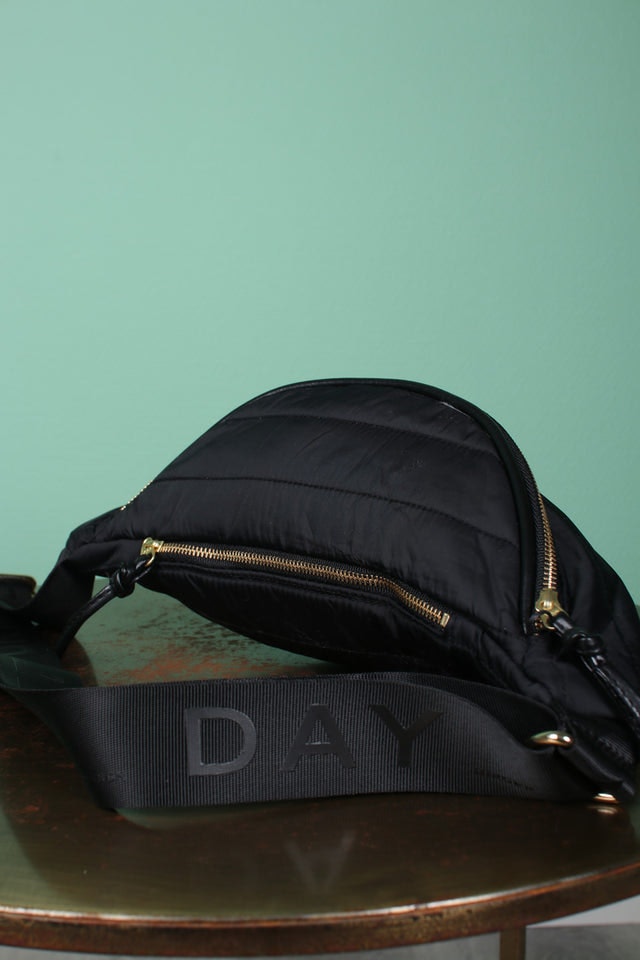 Day GW Puffer Bum bag - Black - DAY ET - Tilbehør - VILLOID.no