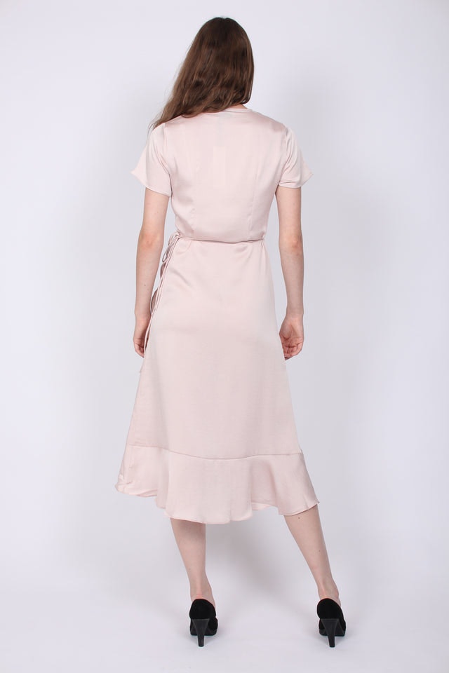 Magga Solid Dress - Powder - Neo Noir - Kjoler - VILLOID.no