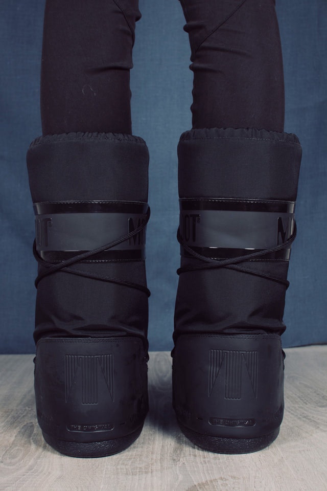 Moon Boot Classic Plus - Black - Moon Boot - Sko - VILLOID.no