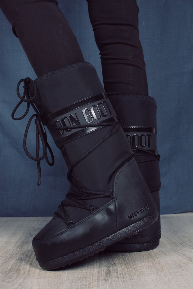 Moon Boot Classic Plus - Black - Moon Boot - Sko - VILLOID.no