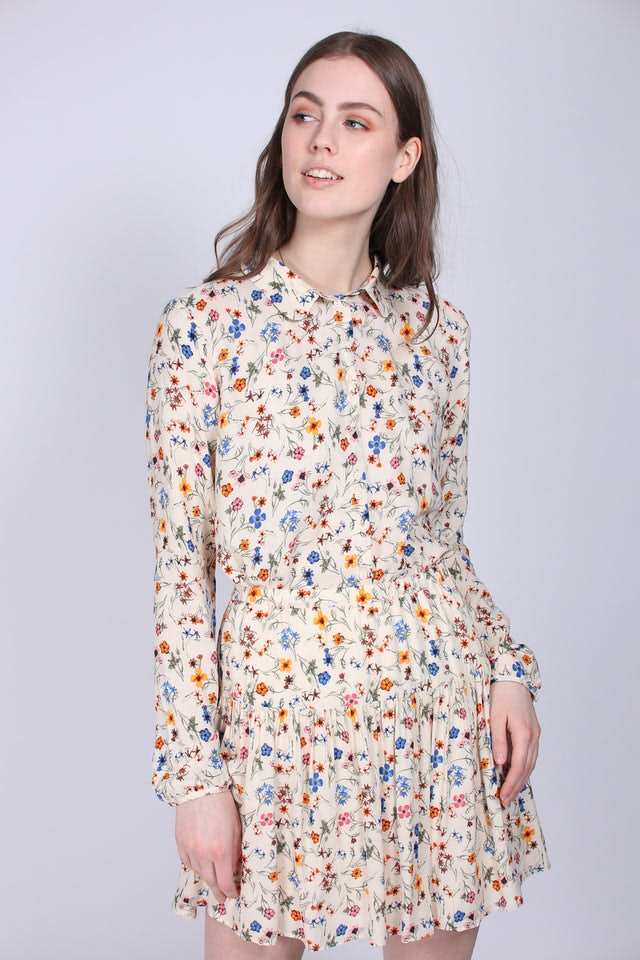 Cindi Shirt - Brazilian Sand - Second Female - Bluser & Skjorter - VILLOID.no
