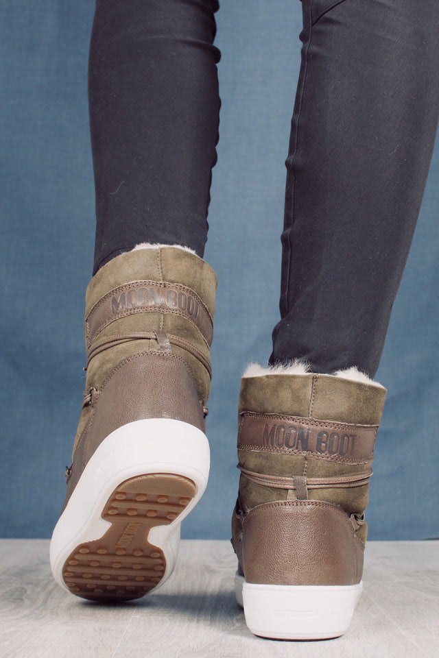 Moon Boot Puls Low Shearlin - Military Green - Moon Boot - Sko - VILLOID.no