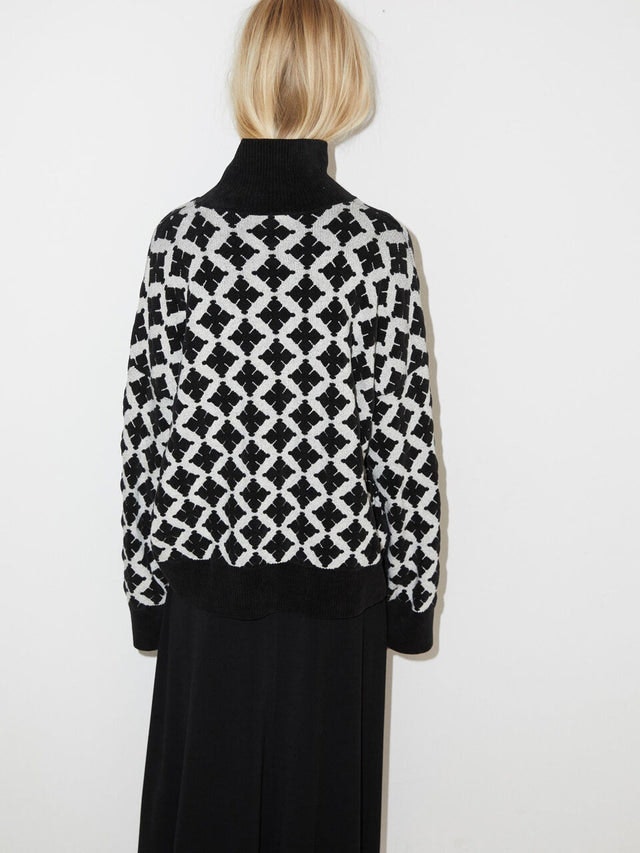 Natalya Sweater - Soft White - By Malene Birger - Gensere - VILLOID.no