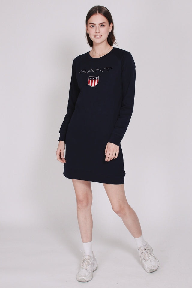 Gant Shield Logo C-neck Dress - Evening blue - GANT - Kjoler - VILLOID.no