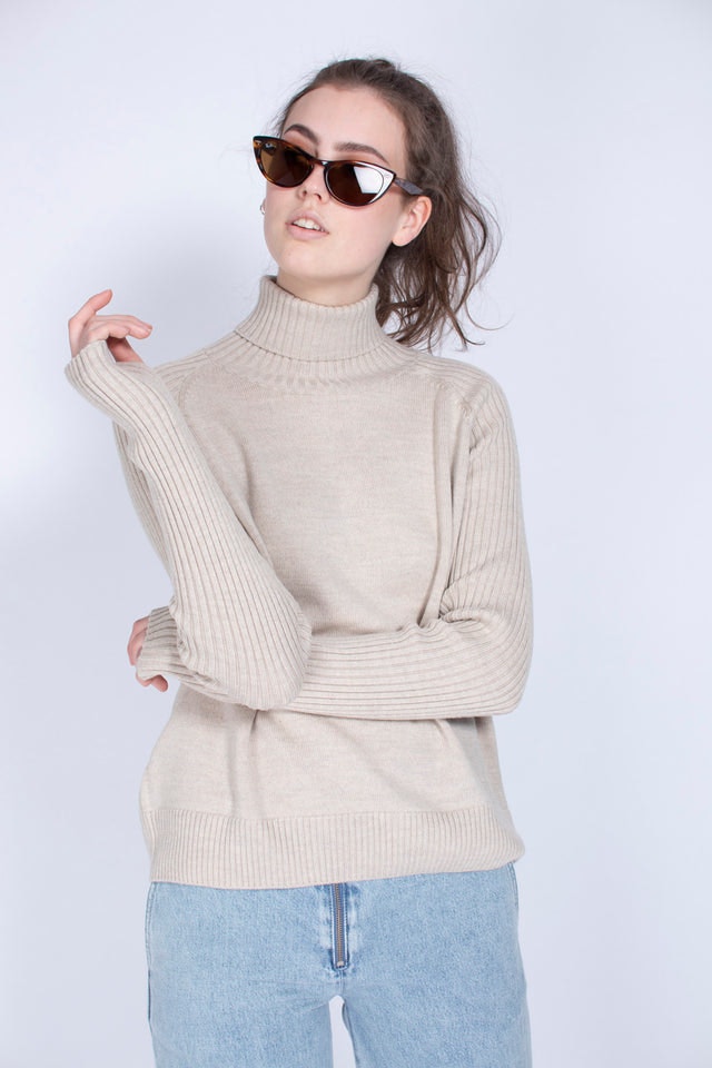 Impressed Sweater - Beige - Holzweiler - Gensere - VILLOID.no