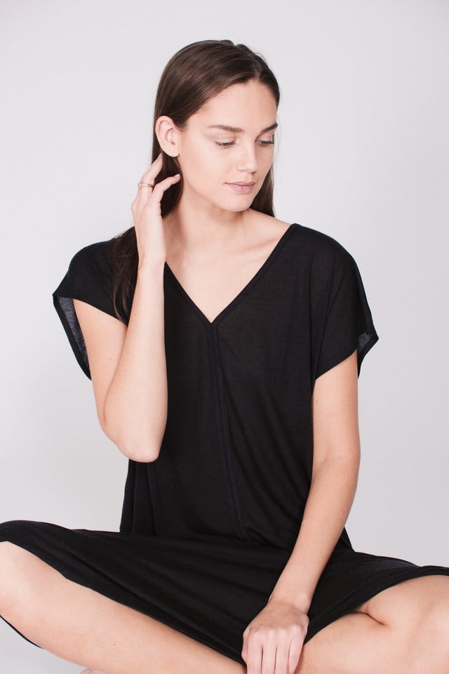 The Kaftan Dress - Almost Black - AWAN - Loungewear - VILLOID.no