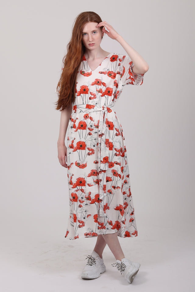 JOYFUL kjole - White w/flower print - Veronica B. Vallenes - Kjoler - VILLOID.no