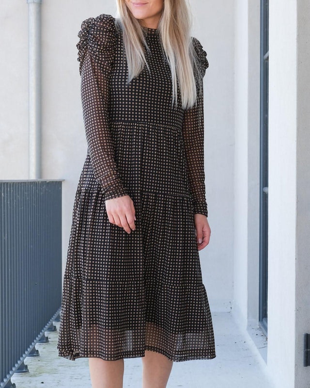 Marie Square Mesh Dress - Black - Neo Noir - Kjoler - VILLOID.no