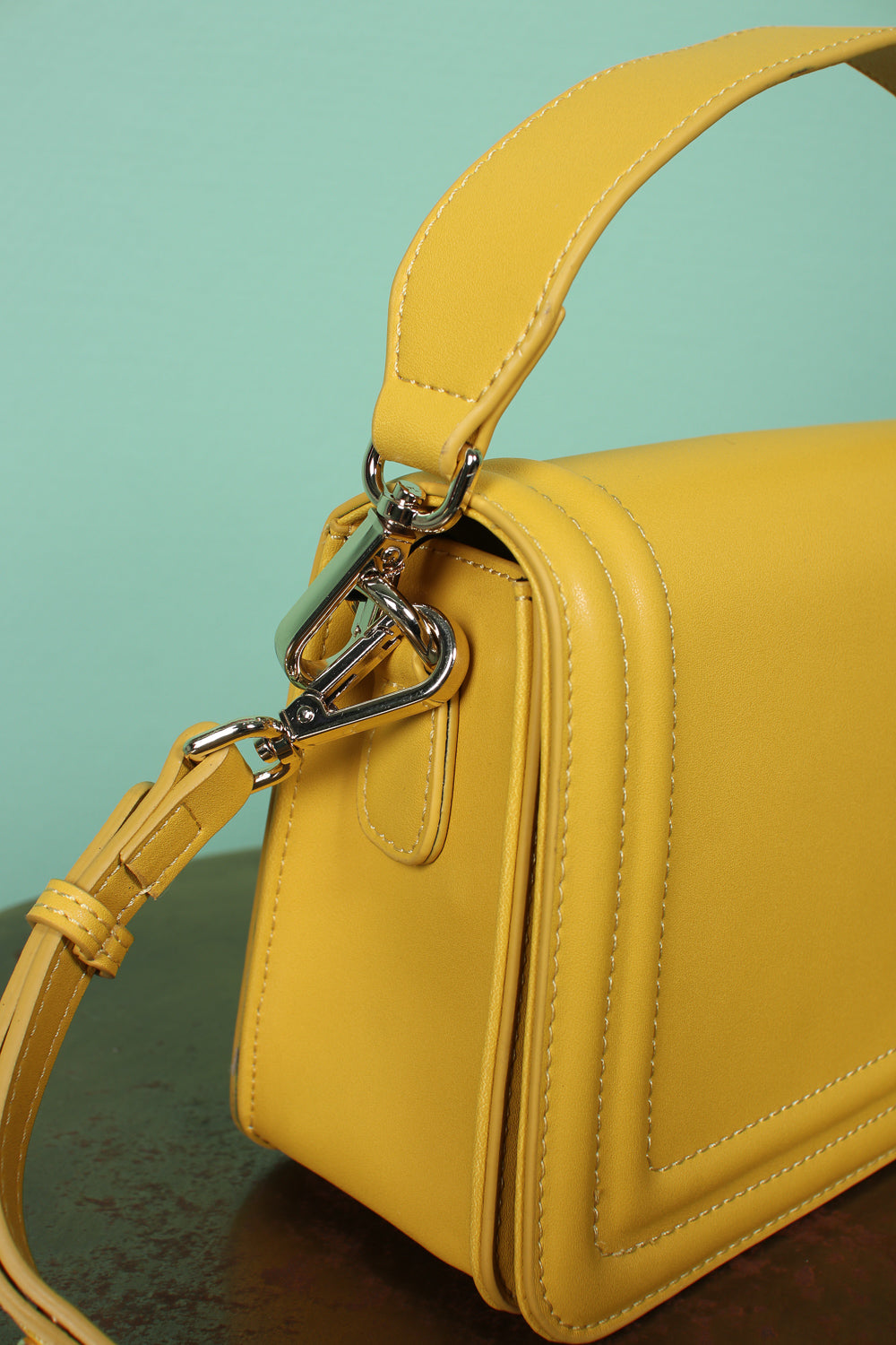 nike small cross body bag