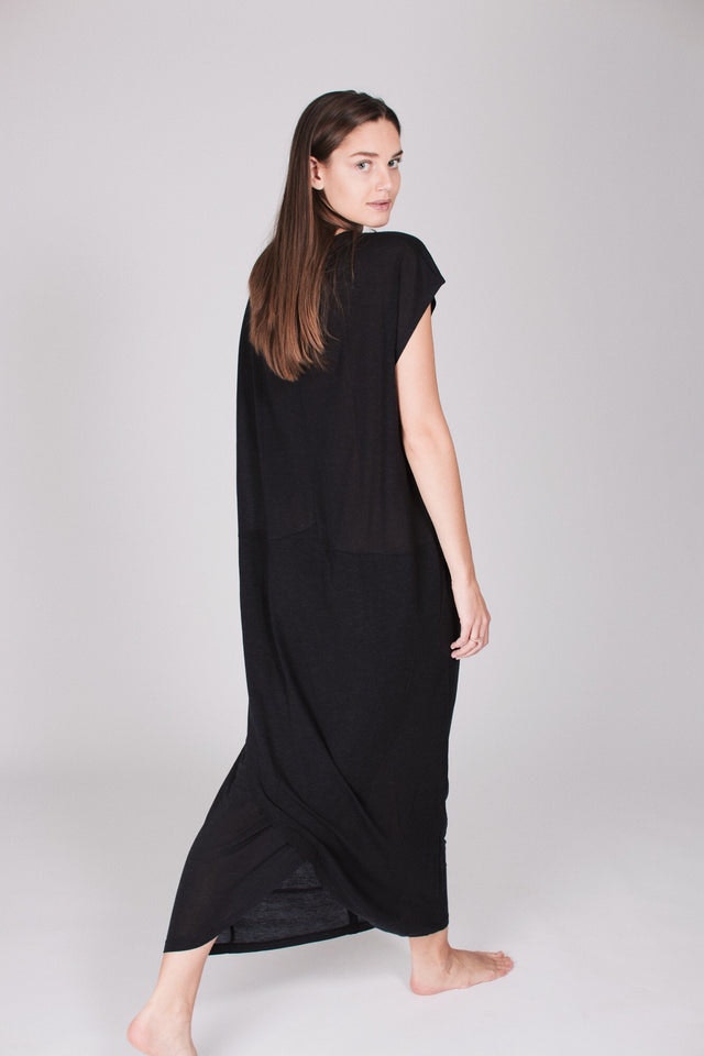 The Kaftan Dress - Almost Black - AWAN - Loungewear - VILLOID.no