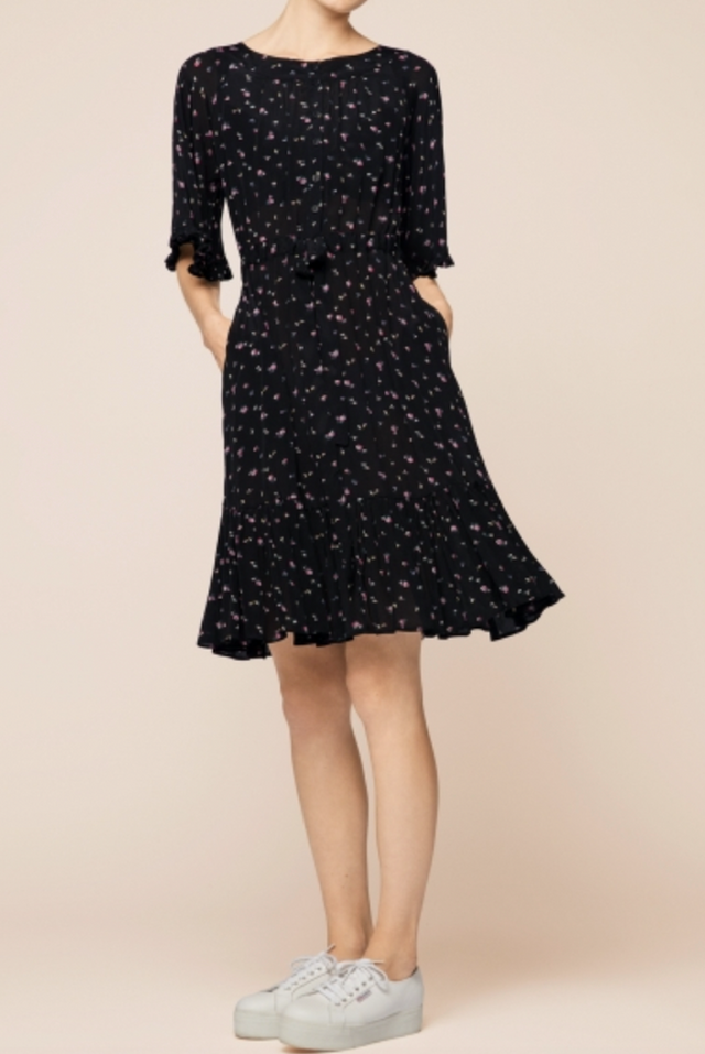 Delicate Tiebank Dress - Mini Daisy - ByTimo - Kjoler - VILLOID.no
